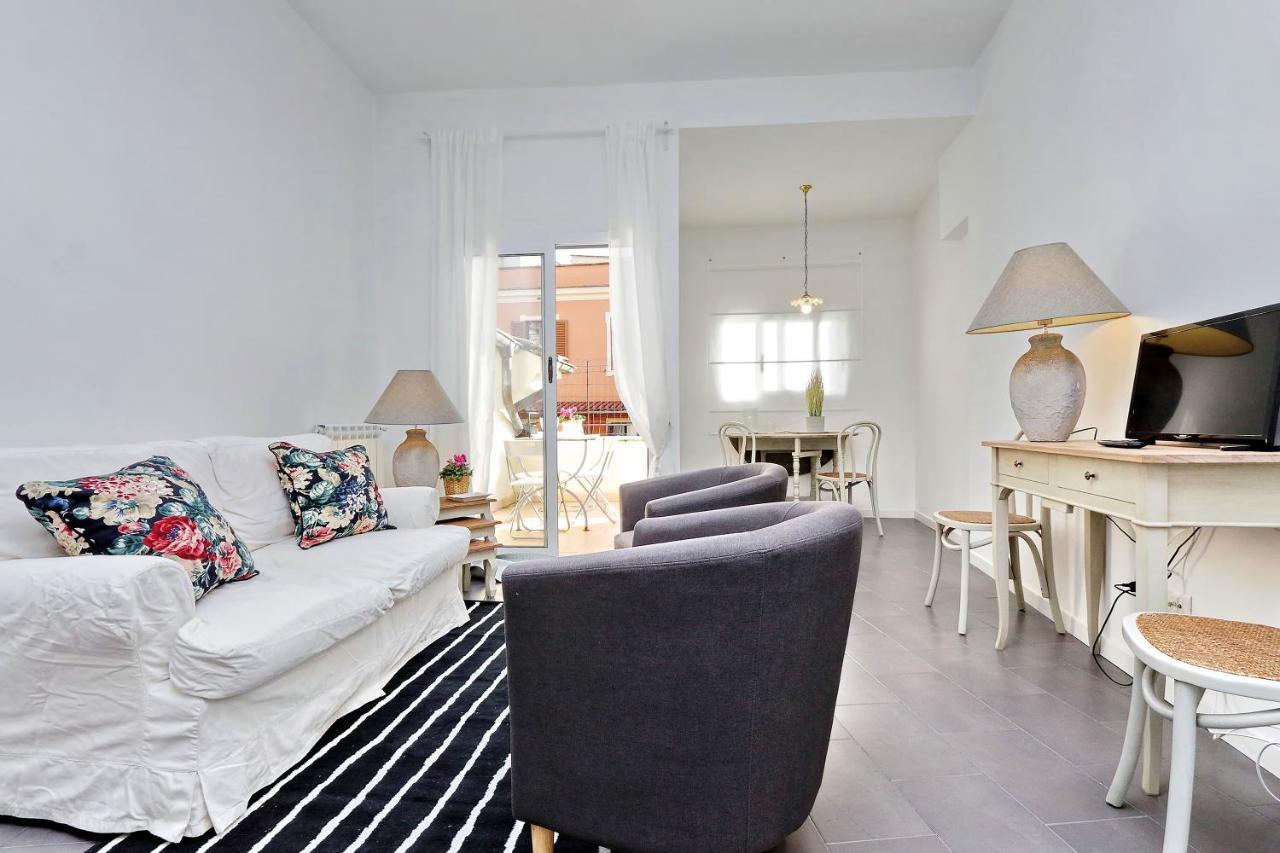 Apartment Monti Charming - Short Let Service Rom